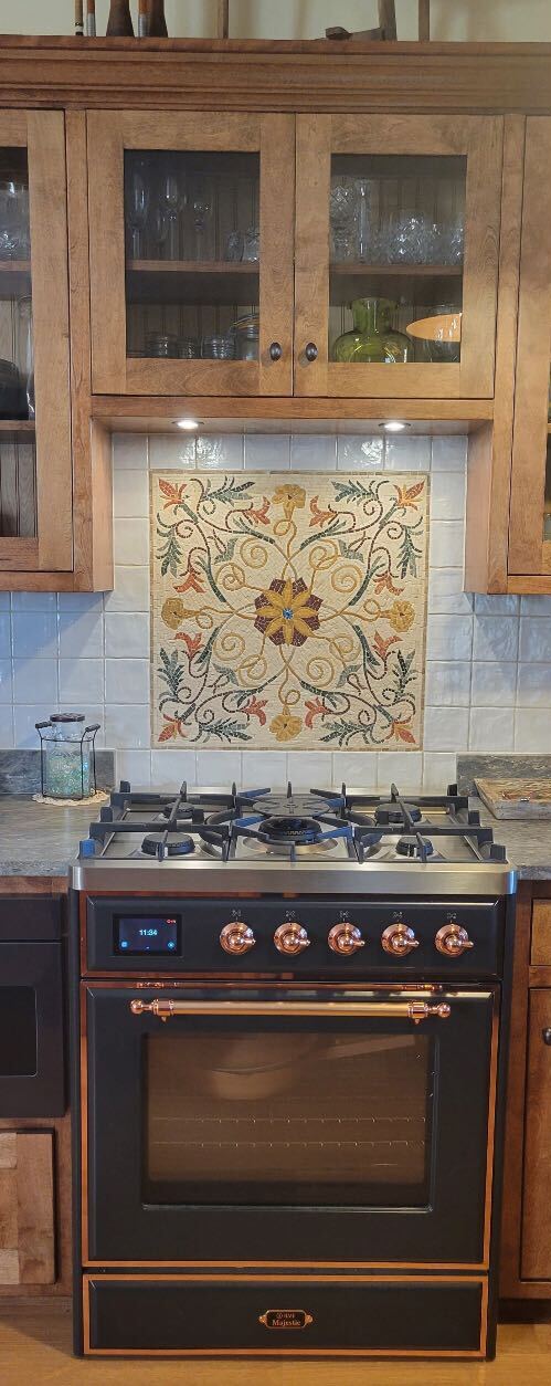 Saniya - Marble Mosaic Vine And Flower Art Luxury Handcrafted Natural Stone - Mesh Backing